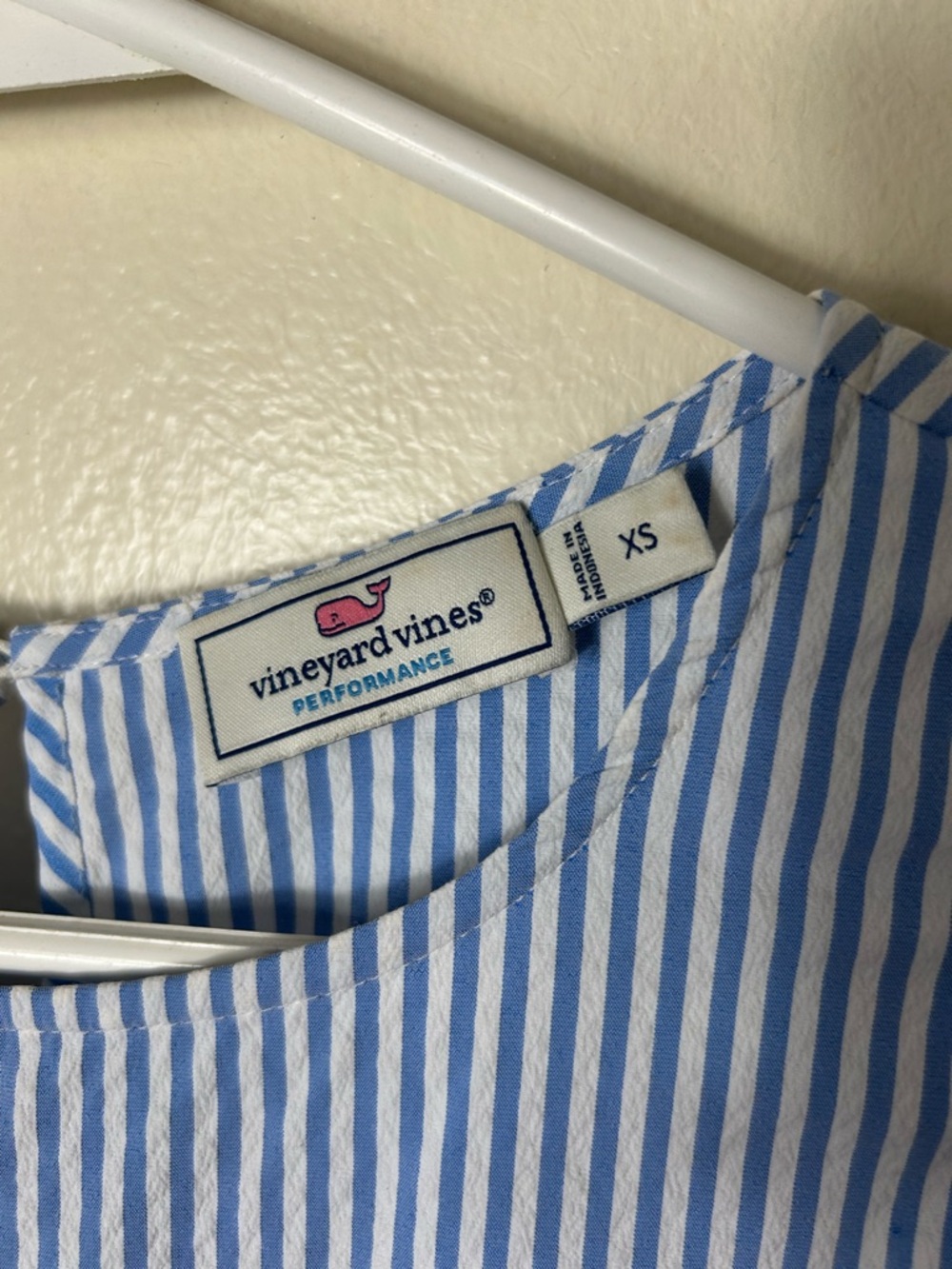 Vineyard Vines performance harbor ruffle dress blue seersucker womens XS - Picture 9 of 10